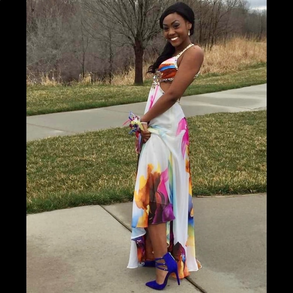 Dave & Johnny maxi gown.